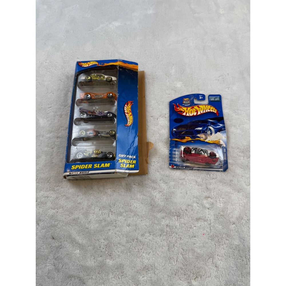 Hot Wheels Spider Slam Gift Pack 5 Cars and Muscle Tone Car